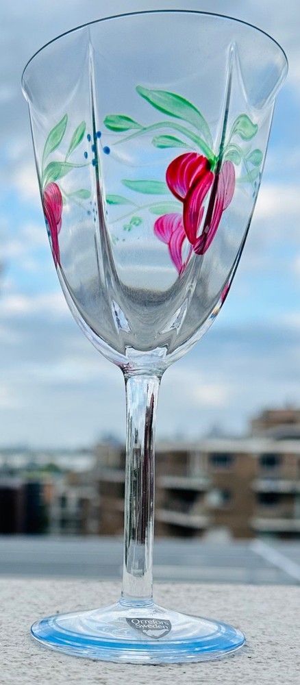 White Wine Maja by ORREFORS 125mls
