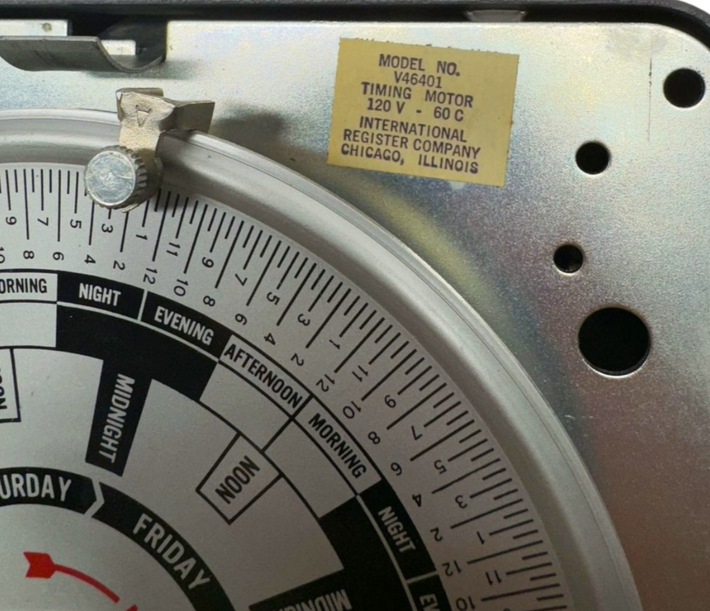 Intermatic V-46401 Four Pole Single Throw 7 Day Calendar Dial Time Switch, 120V