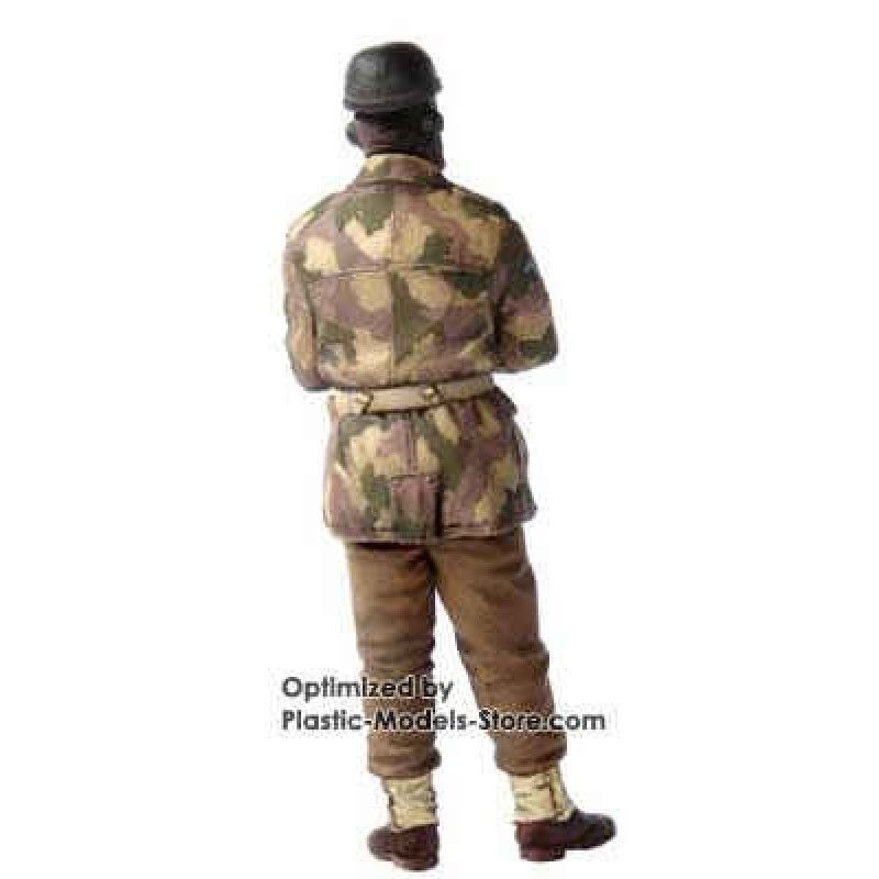 Master Box 3534 British paratroopers, 1944. Kit 2 1/35 scale