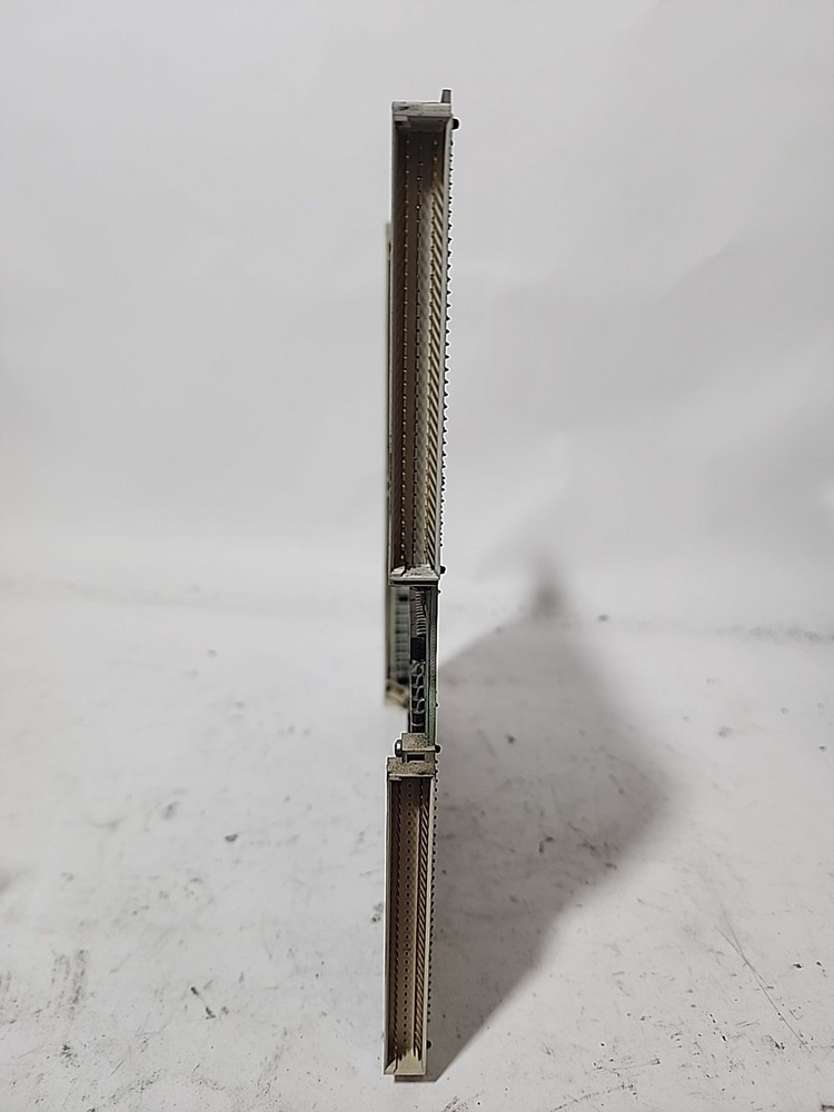 ABB DSDI-110 57160001-A/17 Digital Input Module