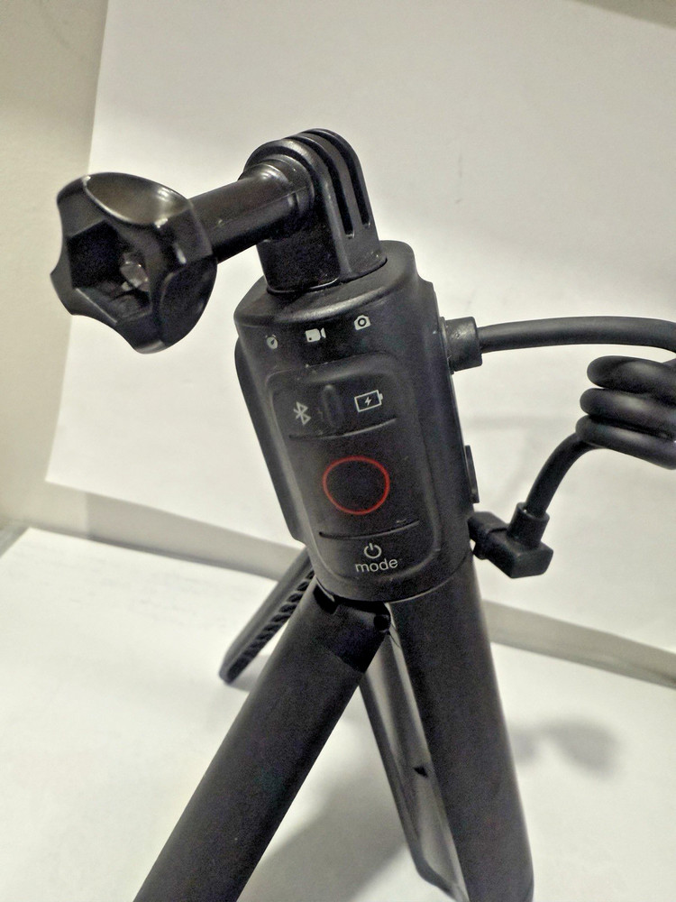 GoPro Volta ACVT1 USB-C Compact Camera Battery Grip/Tripod/Remote
