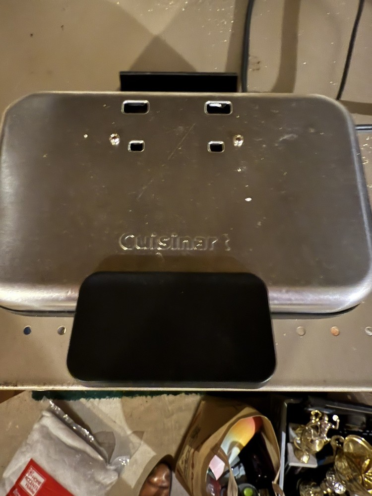 Cuisinart Waffle Iron Holiday Pattern New