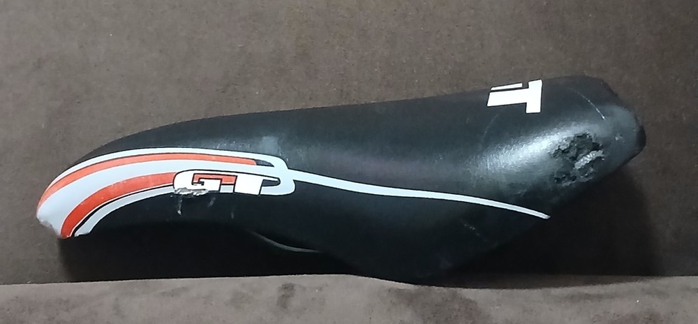Mid-school GT-14 Viscount Seat