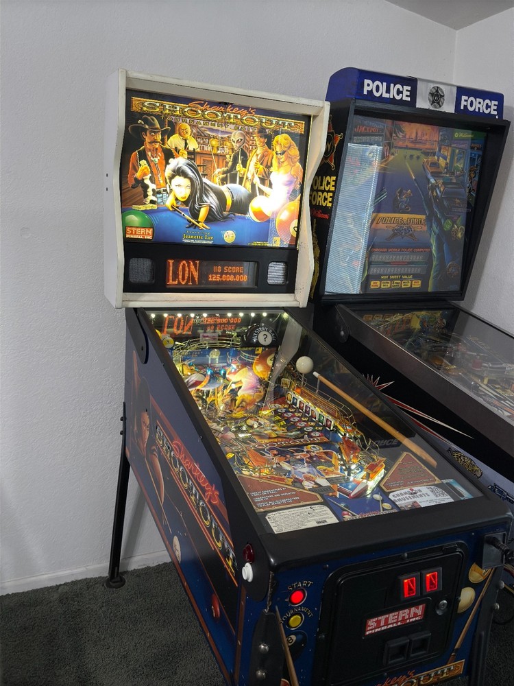 Sharkeys Shootout Pinball Machine