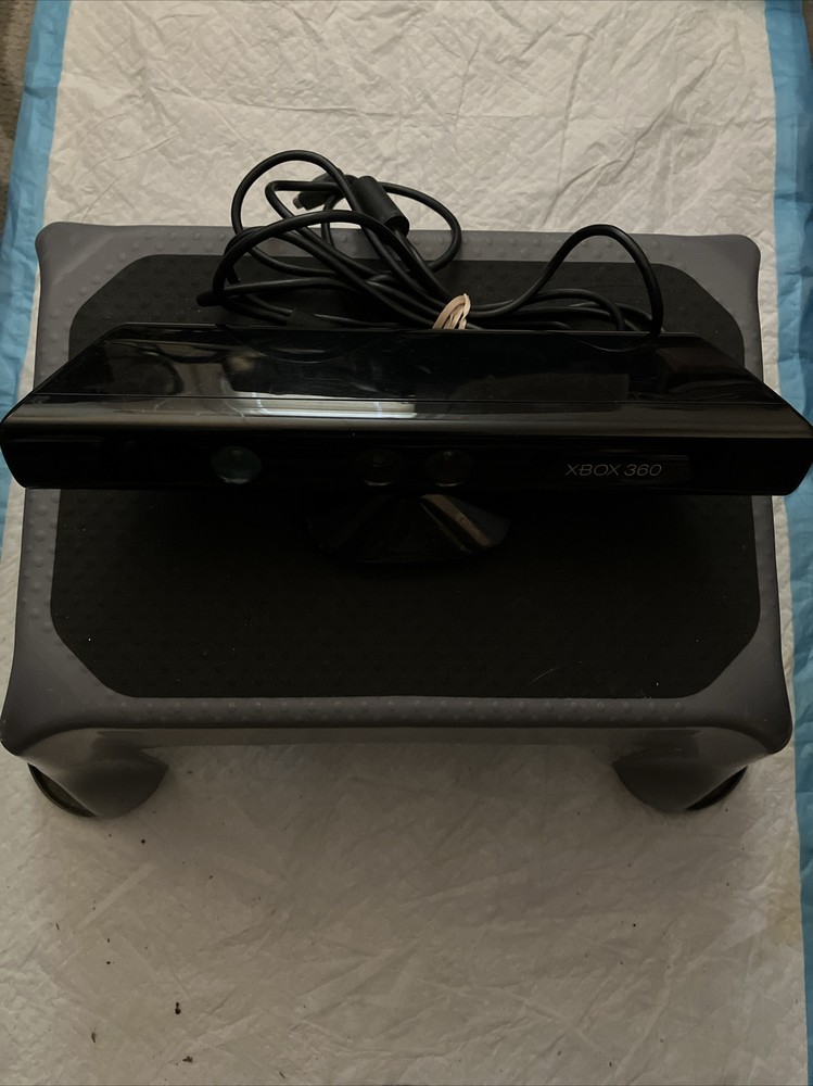 Genuine Microsoft Xbox 360 Kinect Sensor Bar Model 1414 Black Test Works Great