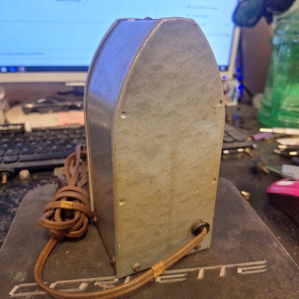 B&W Barker & Williamson Model 600 DIP Meter