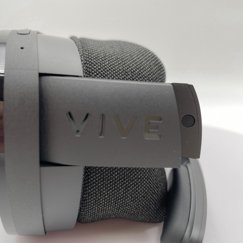 HTC VIVE Flow Virtual Reality Glasses Good Condition