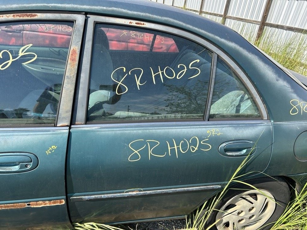 Engine ECM Electronic Control Module Below Center Dash Fits 97 99 ESCORT