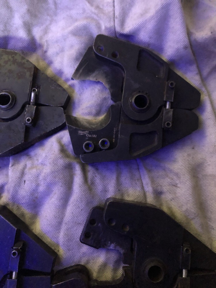 M18 FORCE LOGIC utility cutting jaws!