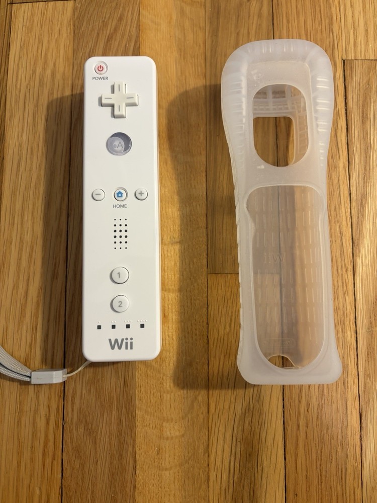 Nintendo Wii Essential Accessory Starter Bundle
