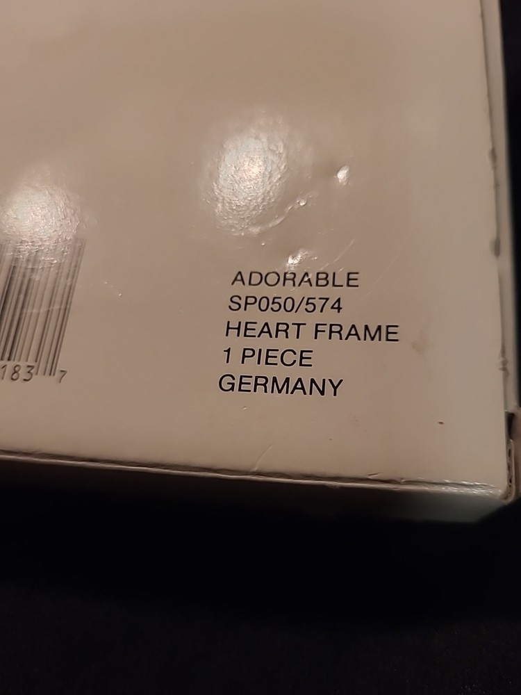 Mikasa Christmas Heart Shaped Small Frame