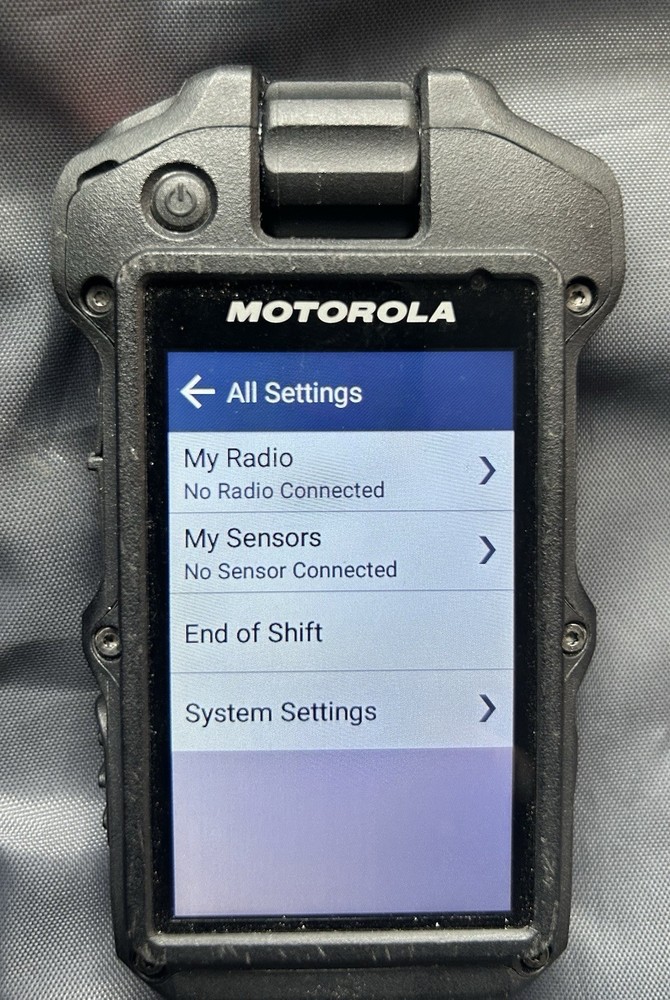 Motorola Si500 Body-Worn Camera | Powers On