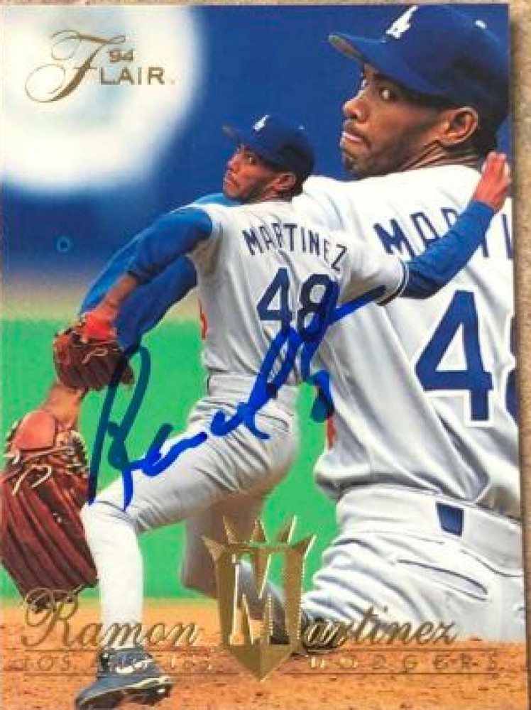 Ramon Martinez Autographed 1994 Flair #398