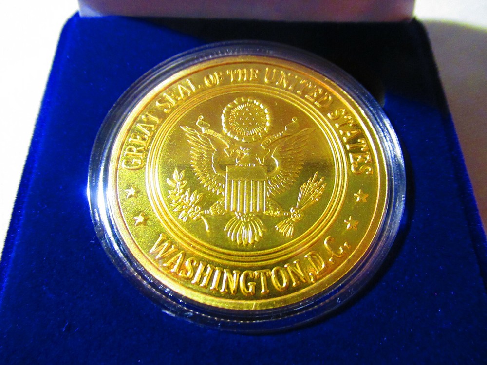 FEDERAL AVIATION ADMINISTRATION (FAA) Challenge Coin w/ Presentation Box