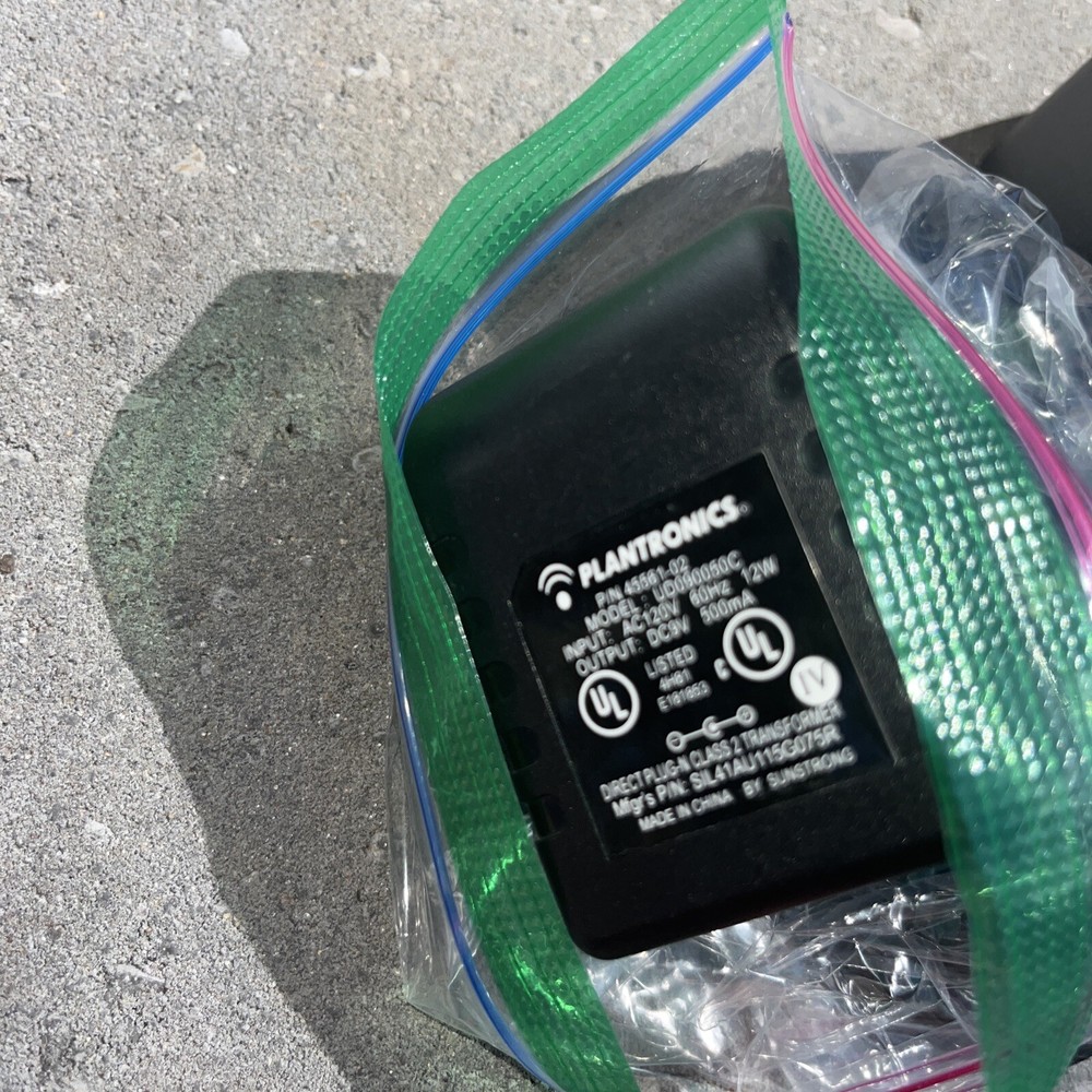 PLANTRONICS CS50 Wireless Office Headset System w/AC Adapter Telephone Work Blu