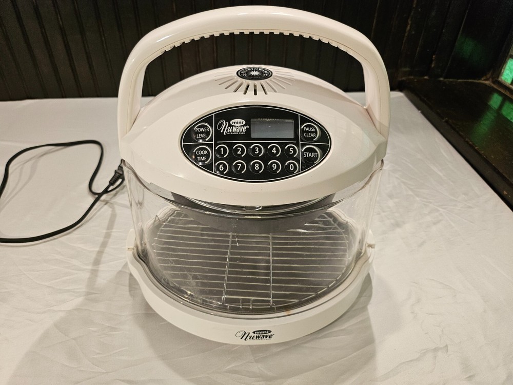 NUWAVE MINI INFRARED OVEN Model 20101 WHITE Digital PROGRAMMABLE Hearthware Home