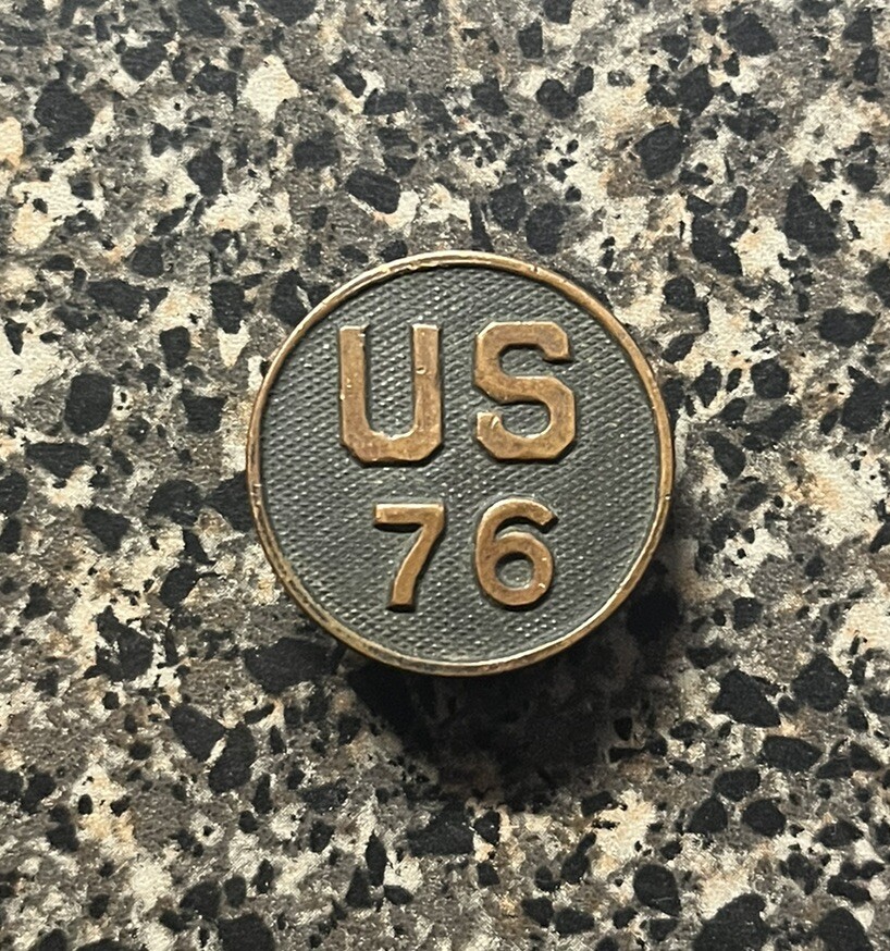 WWI US 76th Regiment Collar Disc Insignia Disk Pin WW1