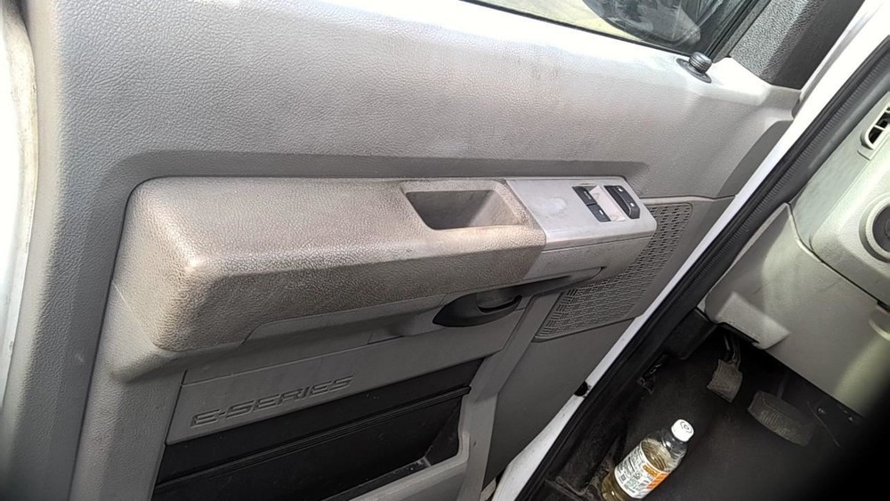 Temperature Control Front Main With AC Fits 05-19 FORD E350 VAN 2563045