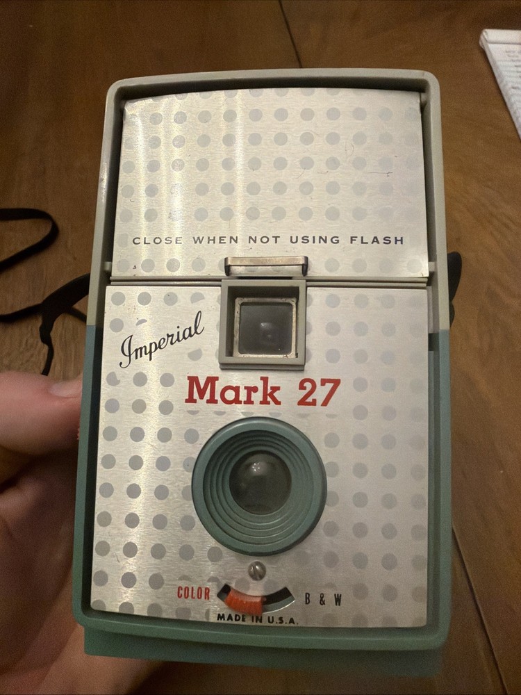 VINTAGE Imperial Mark 27 Flash Camera Good Condition