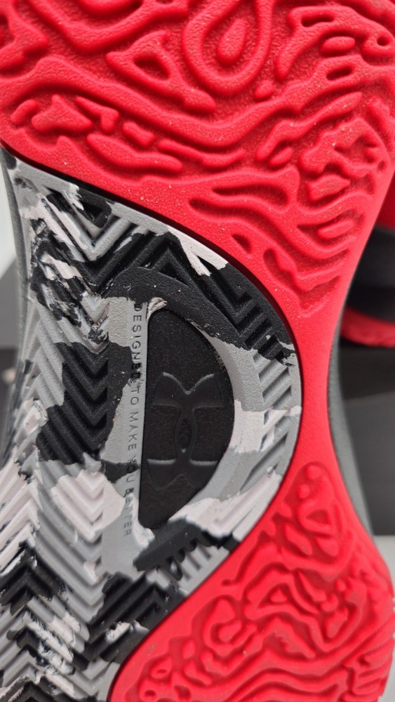 Men's UA Red Under Armour Lockdown 6