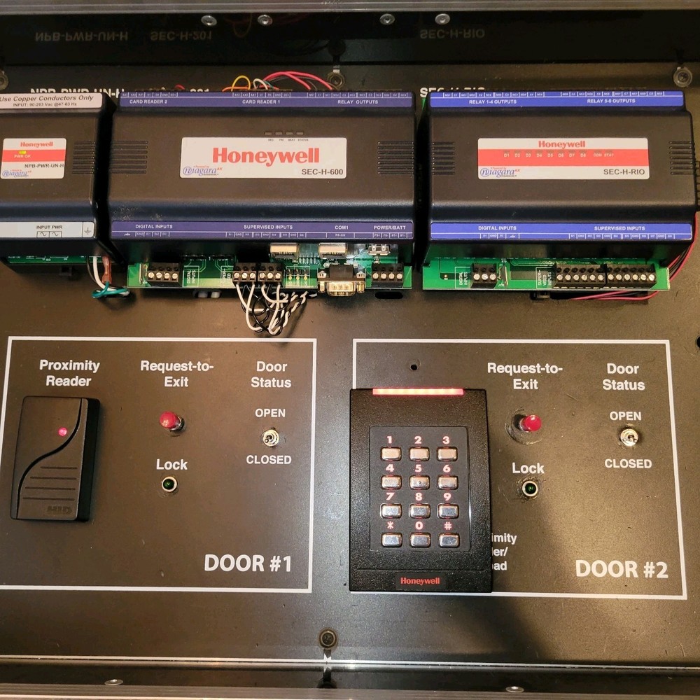 Honeywell Technology Display Sample Box SEC-H-600