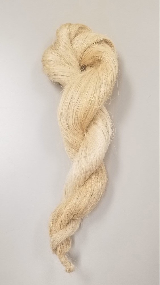 Flax Strick, Natural Long Line Bast Fiber Medium Coarseness. (5 stricks)