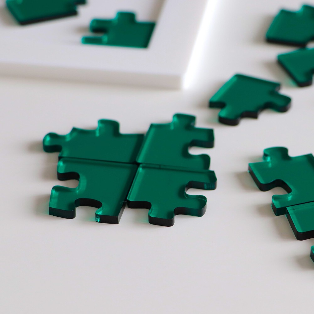 Jigsaw 19 - Level 5 - Yuu Asaka - Packing Puzzle