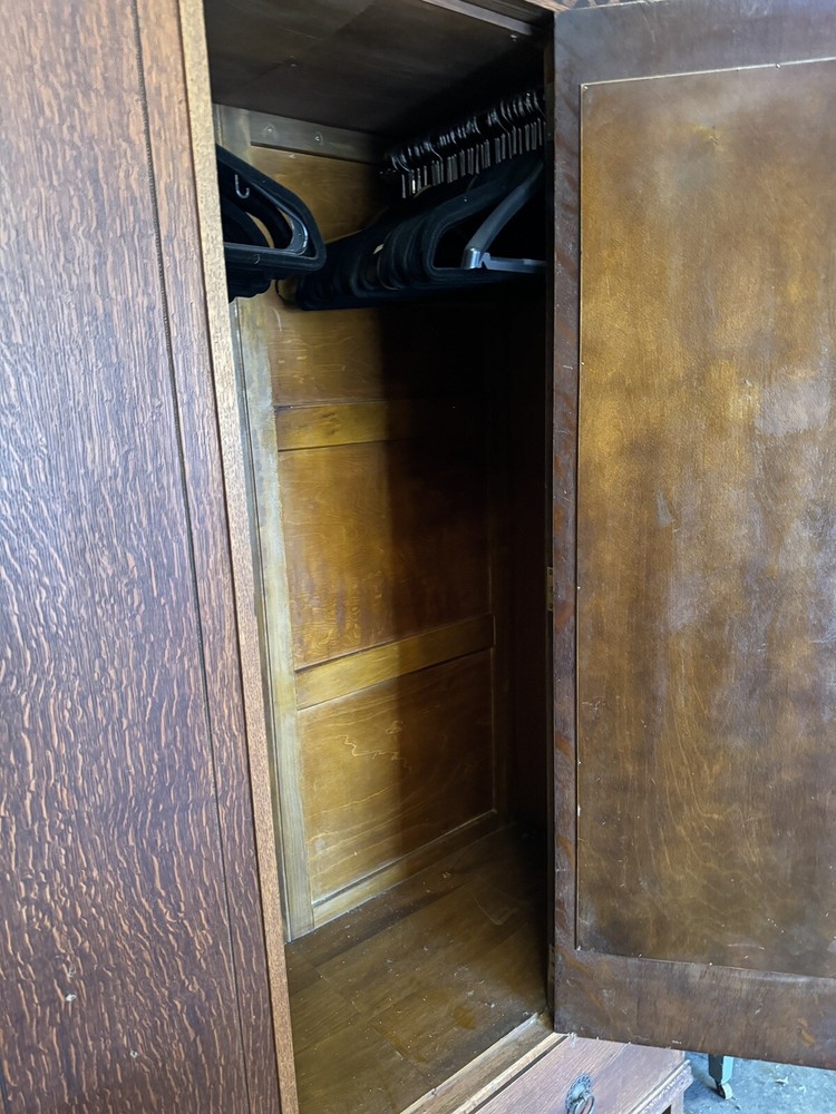 BEAUTIFUL Antique wardrobe