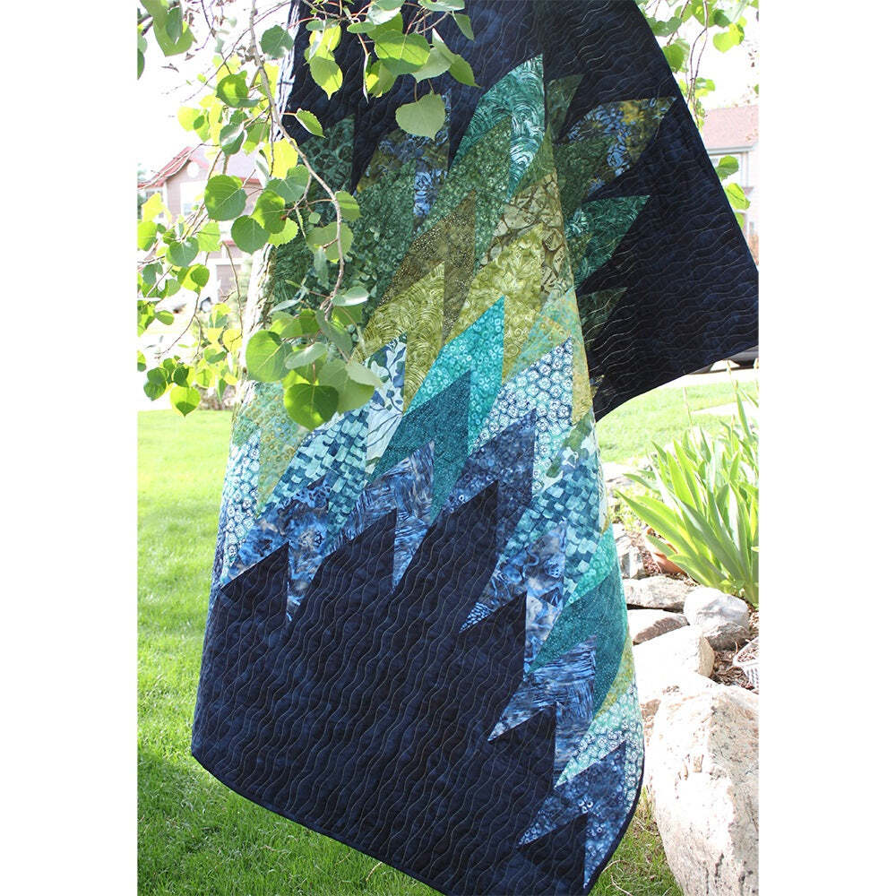 Sassafras Lane Designs, Firelights Lane Quilt Pattern