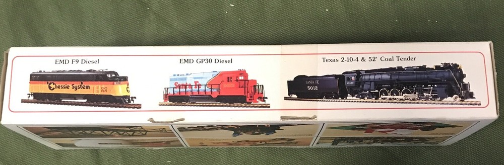 Spectrum Bachmann CSX Loco good working condition, lights work(b4)