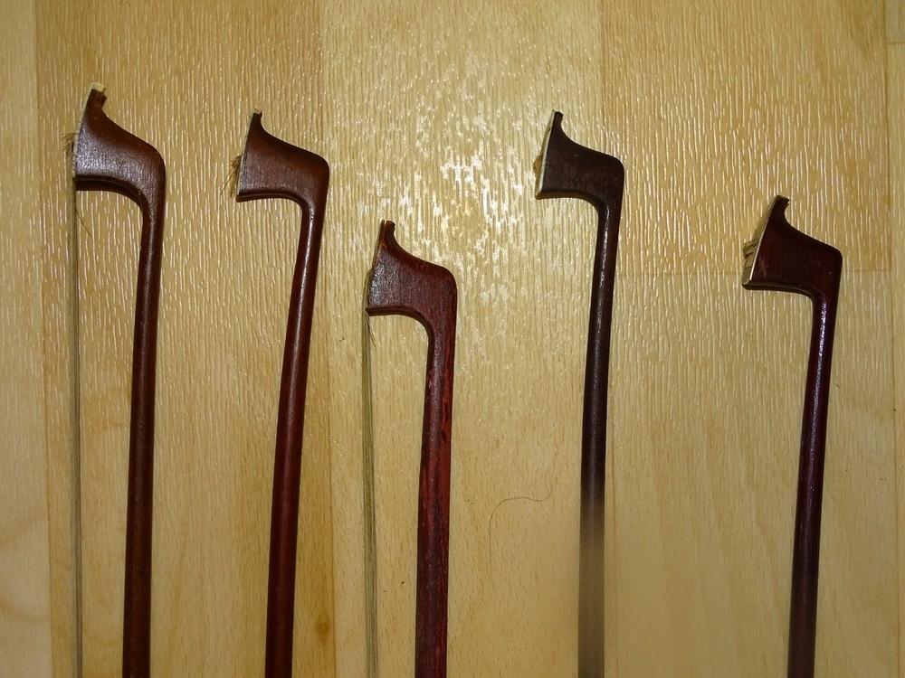10 OLD VIOLIN BOWS FOR RENOVATION (S067)
