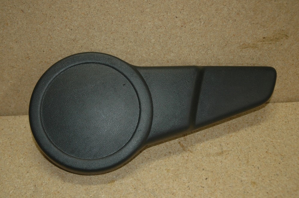 Cover seat back hindge CUCV/M1009 2540-01-160-5840