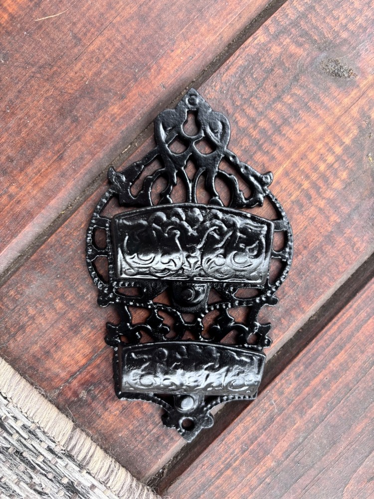 CAST IRON DOUBLE BASKET MATCH HOLDER WALL MOUNTED