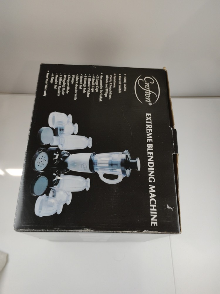 Crofton Extreme Blending Machine Blender Complete Set New In Box - Silver NIB