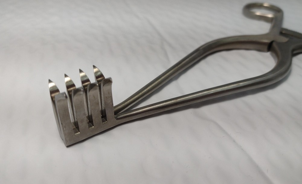 Codman 50-1180 Adson Cerebellar Retractor Sharp Straight Neuro Spine