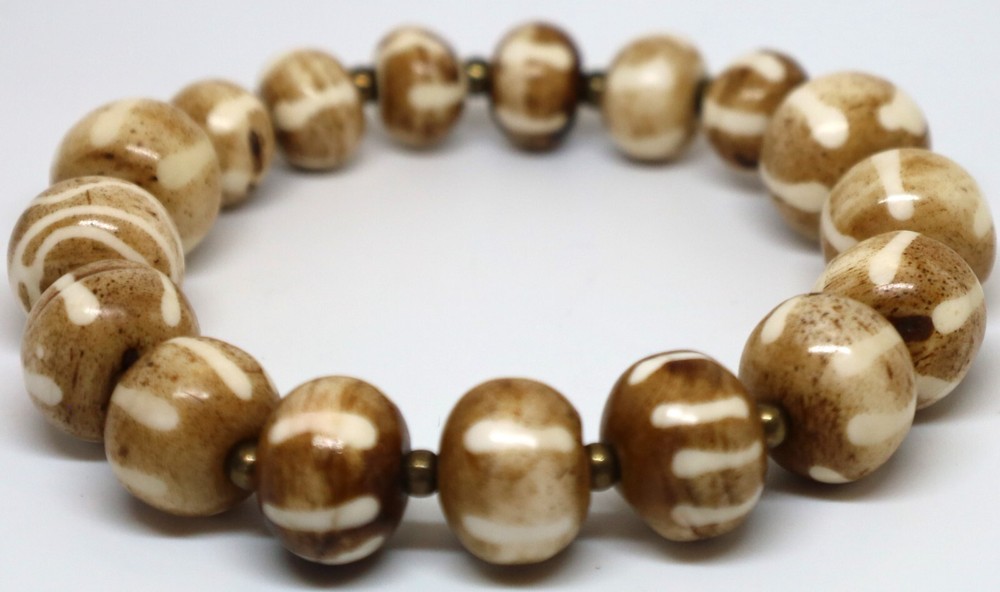 beautiful ancient pumtek beads bracelet