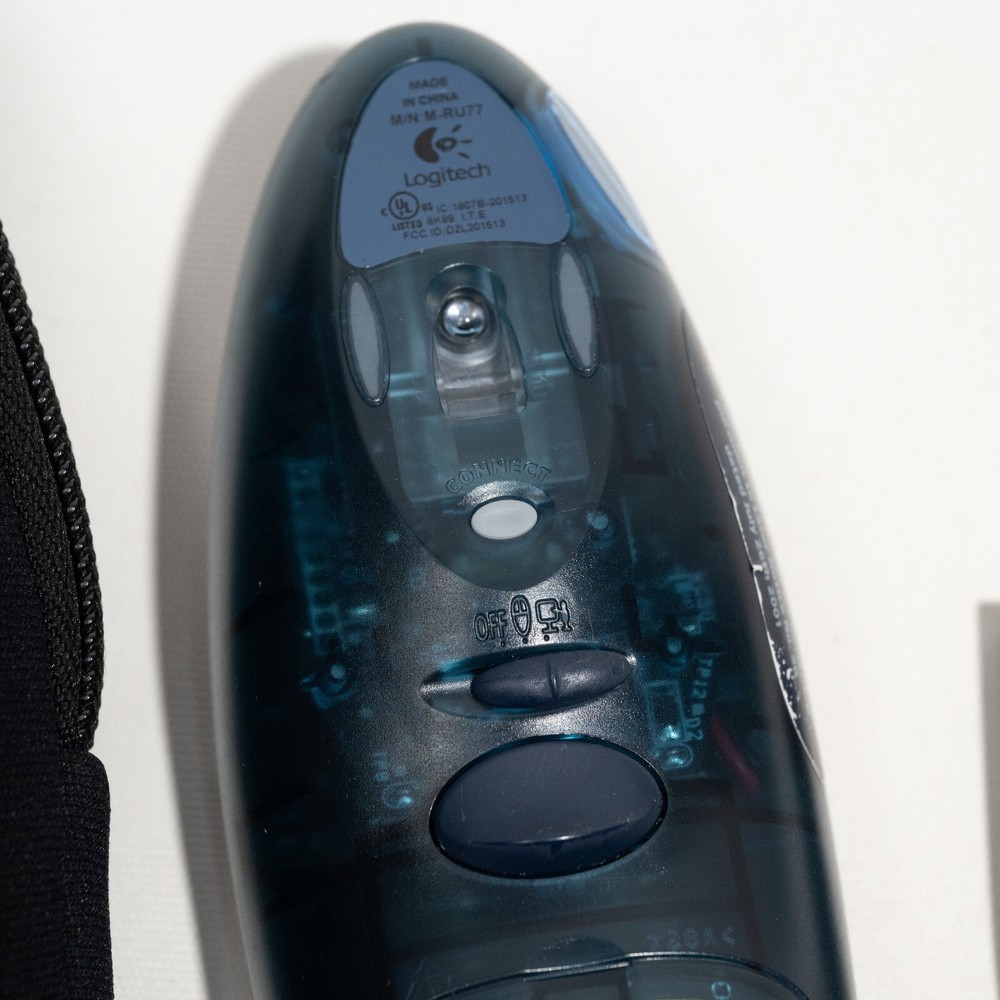 Logitech M-RU77 Presentation Laser Pointer Mouse Bluetooth w/ Receiver - Tested