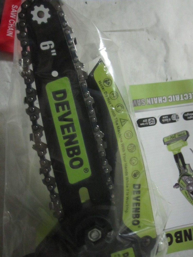Cordless Chainsaw, 6 Inch Hand Saw Electric Chainsaw Function DEVENBO