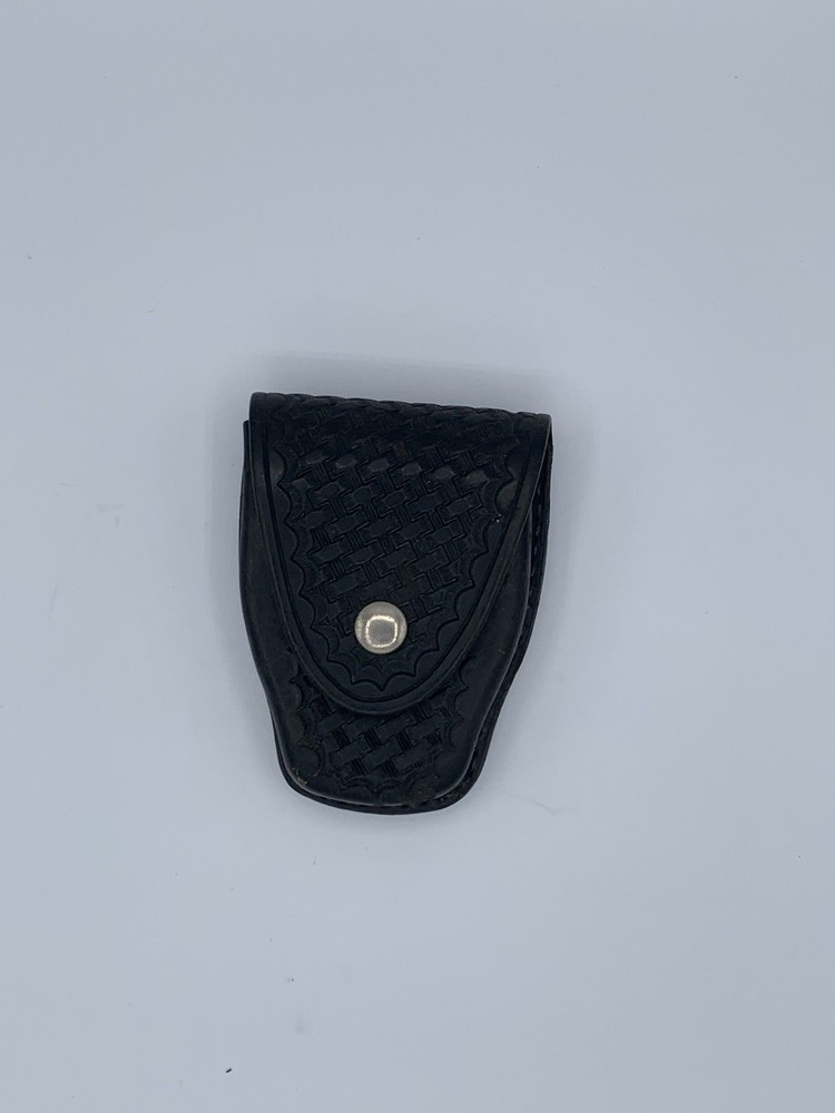TEX SHOEMAKER LEATHER HANDCUFF CASE 204