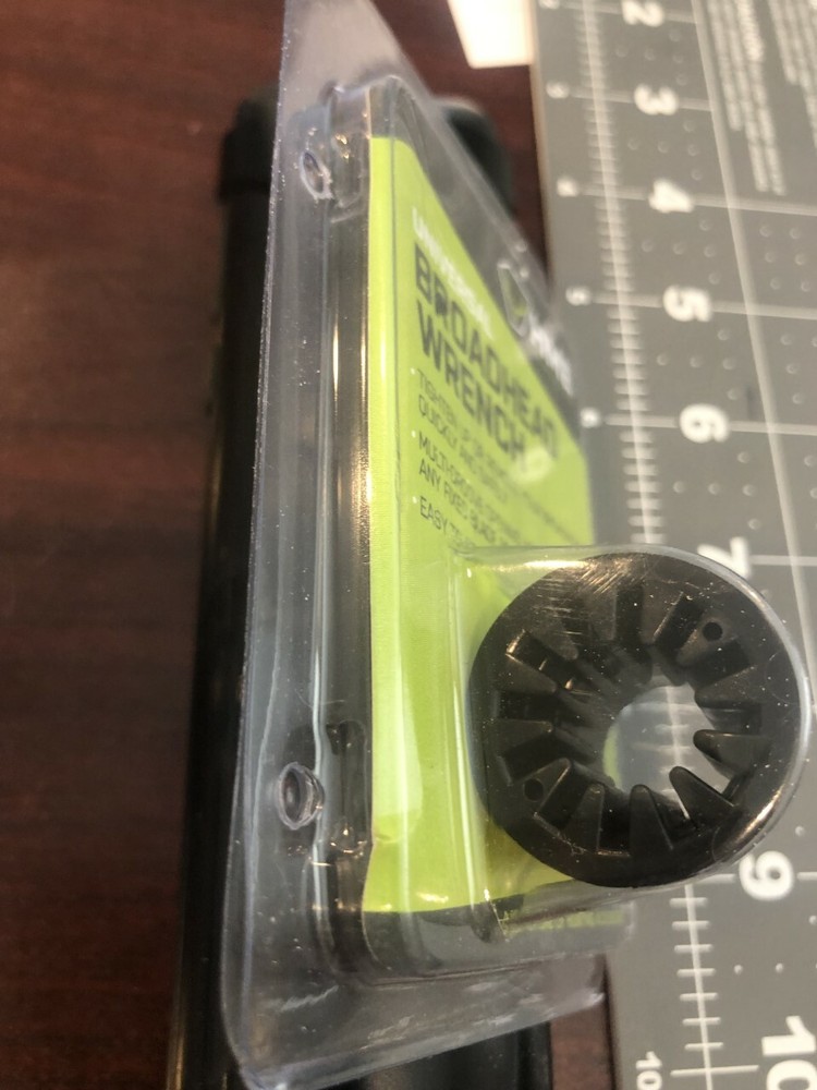 HME - Universal Broadhead Wrench "NEW "