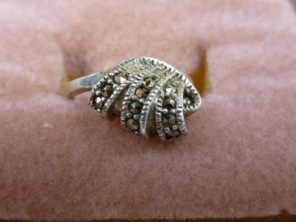 Sterling Sliver 9.25 Rhinestone Ring Size 6 Mexico