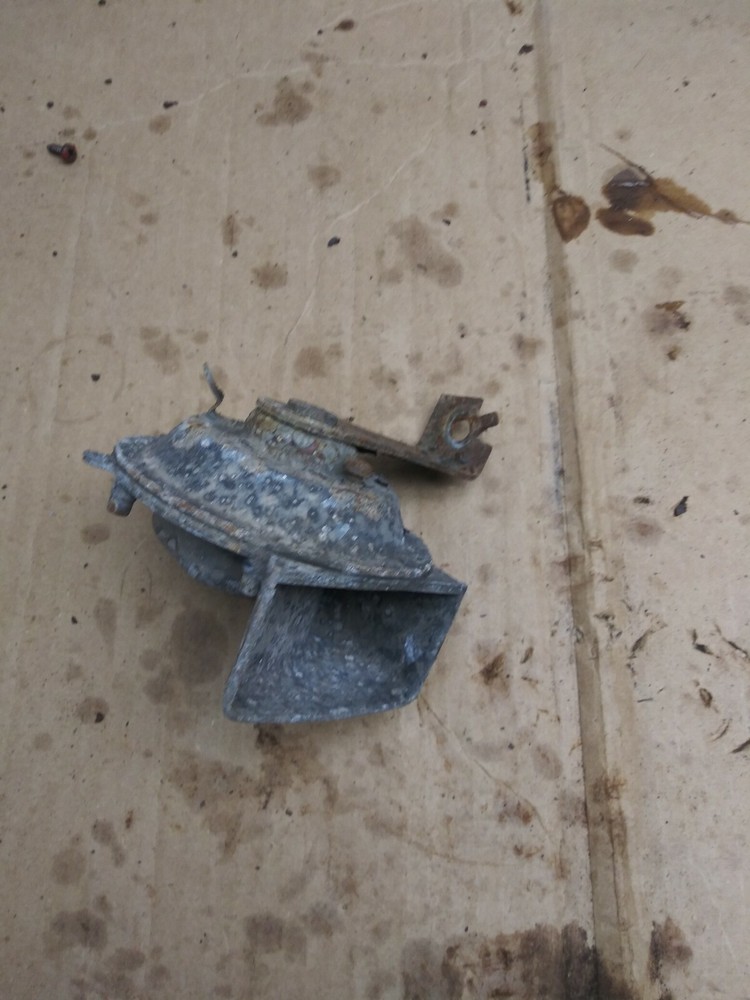 1995 International 4700 Horn