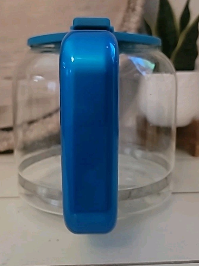 Rare BELLA Linea Collection 12-Cup Programmable Coffee Maker (Blue)