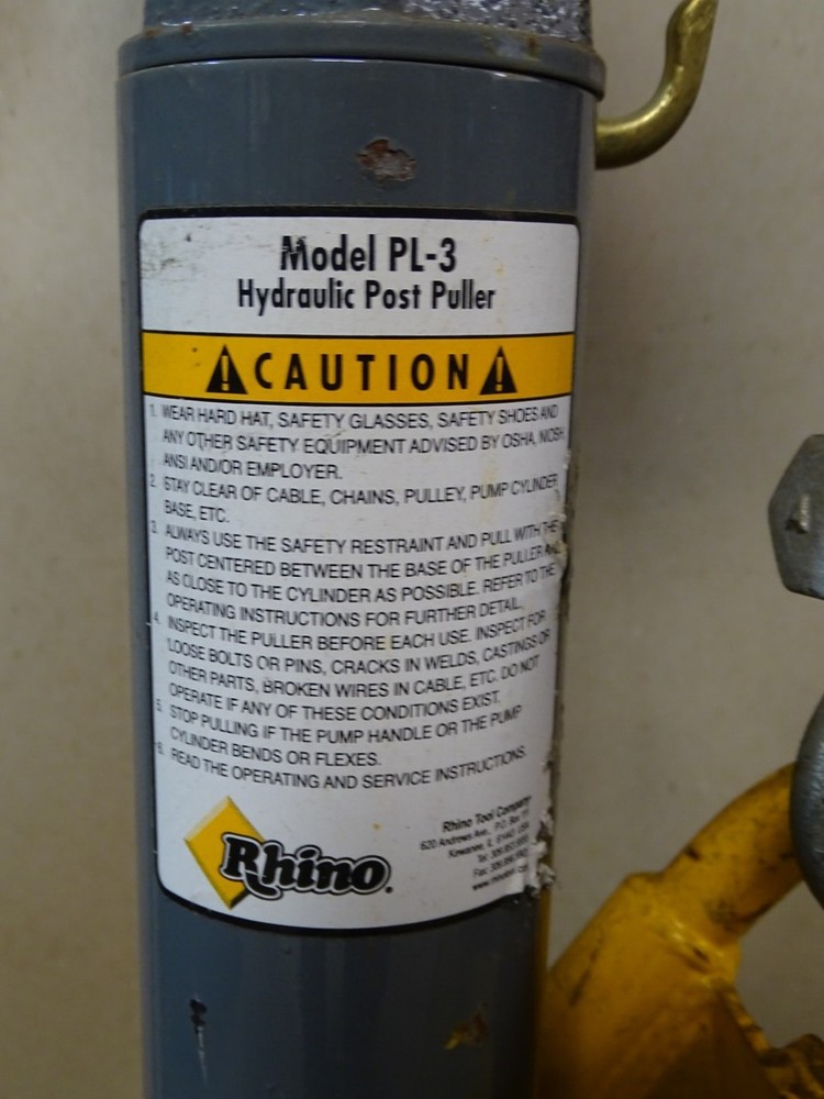 Rhino Hydraulic Post Puller , Model PL-3