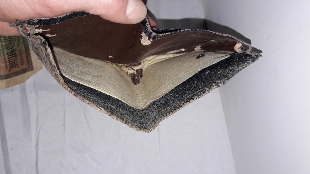 WWII Soldiers Wallet w/Contents, Papers, Notes Etc.