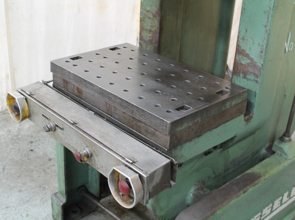 60 TON ROUSSELLE BACKGEARED OBI PRESS: YODER #62635