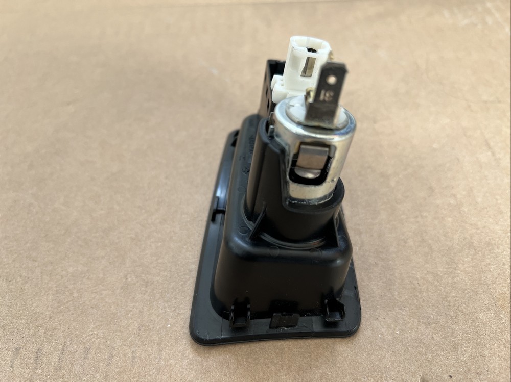 BMW E81/E82/E87/E88 04-13 USB AUX-IN 9 237 659