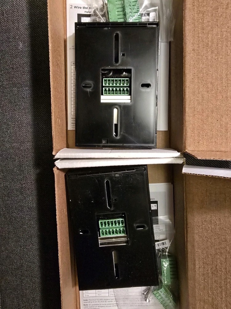 HID 920PTNNEK00000 multiCLASS RP40 Wall Switch Reader - Black