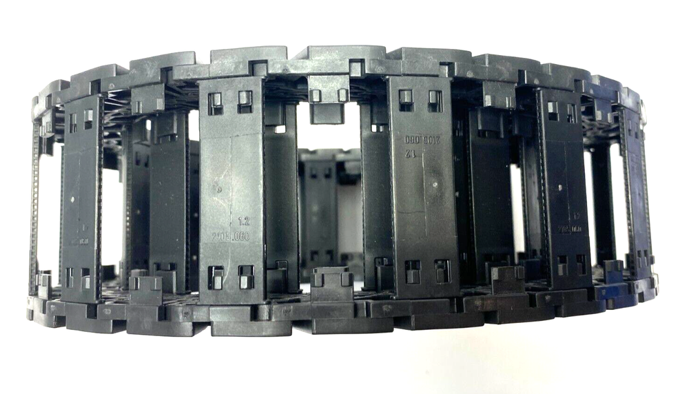 Igus E6-29-060-055-0 E-Chain Cable Carrier 40" Length NO MOUNT FEATURE