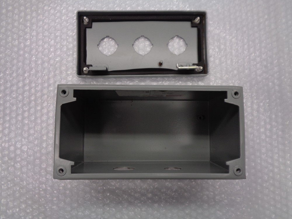 HOFFMANN E3PBX ENCLOSURE UNMP